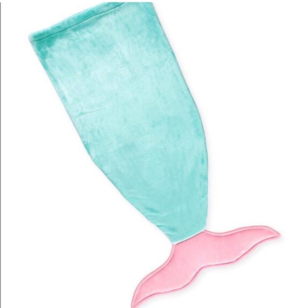 Levtex plush mermaid tail blanket
